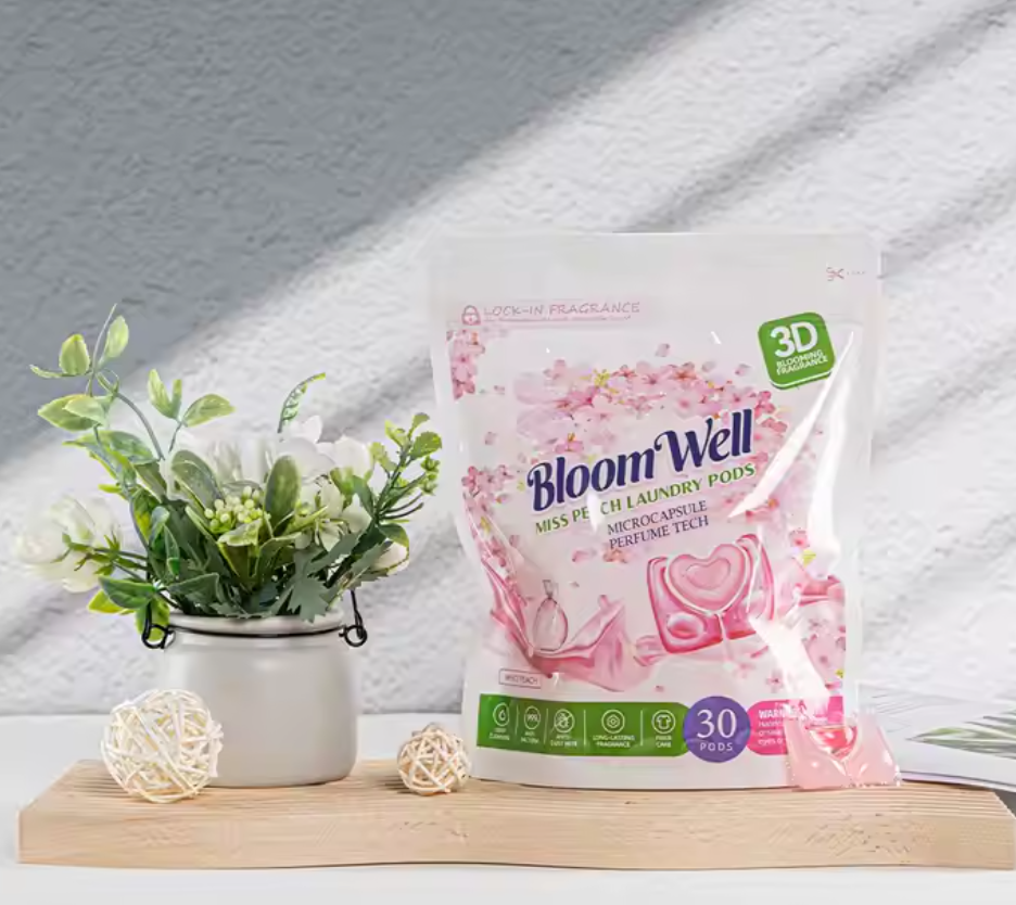 30 3-in-1 Heart Laundry Pods – Floral Peach Scent